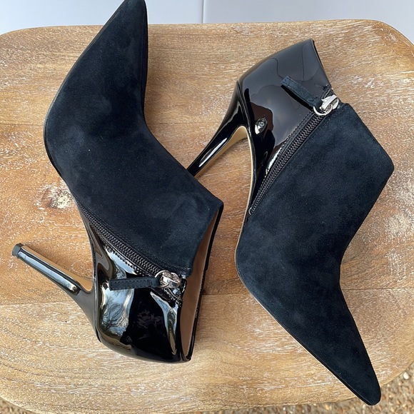 White House Black Market Eliza Booties Size 7.5M - Picture 8 of 11